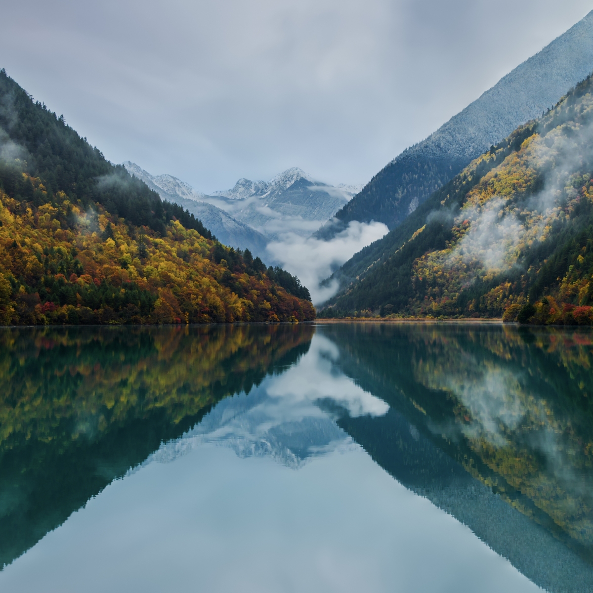 华为MateXT非凡大师秋天山水风景高清手机壁纸 – 3184×3184分辨率 - 阿里文案馆