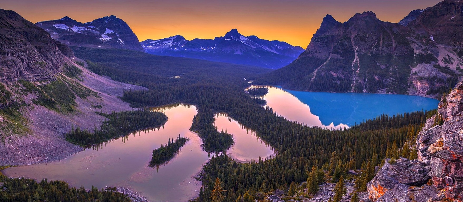 加拿大优鹤国家公园自然风景壁纸 | 1757×768雪山湖泊高清下载 - 阿里文案馆