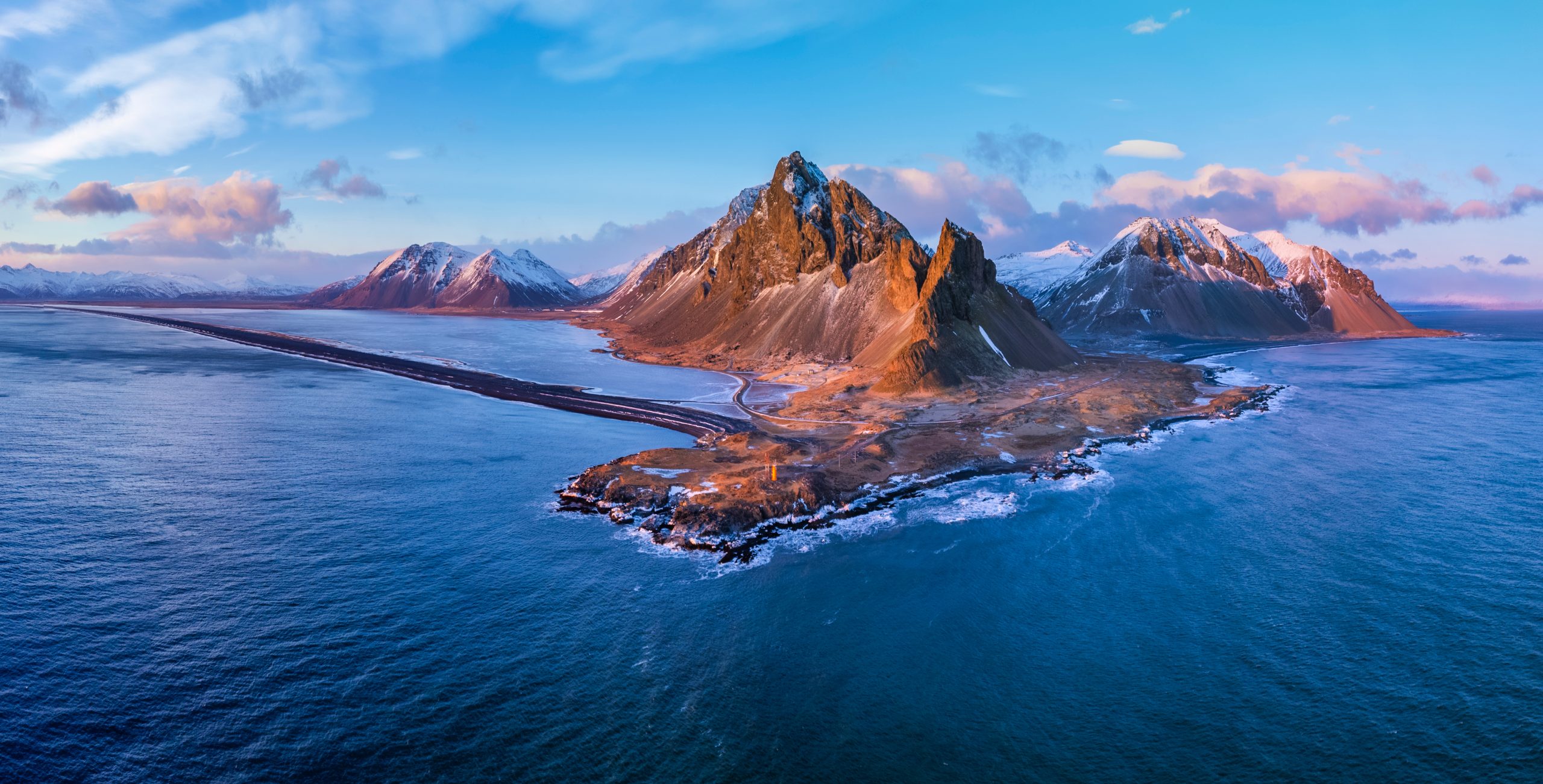 冰岛雪山水景4K壁纸5839×2967 | 自然之美与壮丽风光 - 阿里文案馆